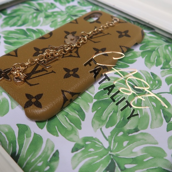 iPhone Case - Picture 7 of 8